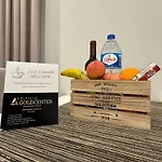 Gold Center 104 フンシャル