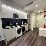 Gold Center 104 アパート フンシャル