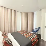 Gold Center 104 アパート フンシャル