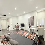 Gold Center 104 フンシャル