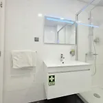 アパート Gold Center 104 フンシャル