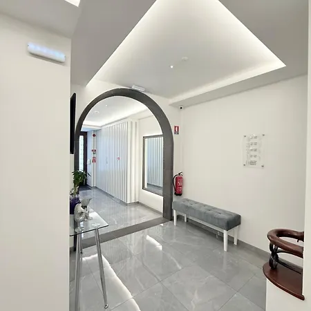 Gold Center 104 Apartment *