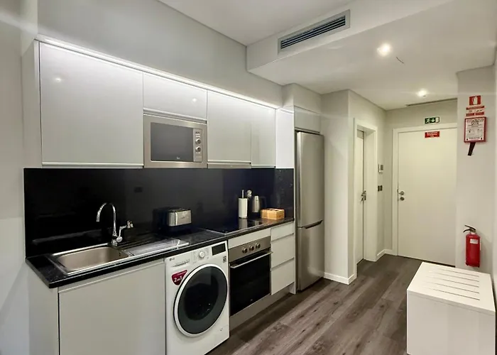 Gold Center 104 * Funchal (Madeira)