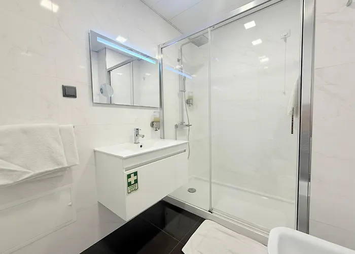 Gold Center 104 丰沙尔