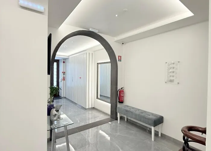 Gold Center 104 Apartment *