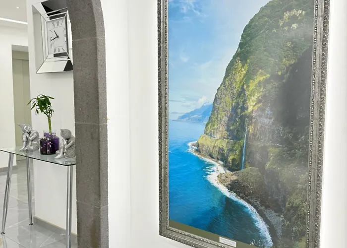 Gold Center 104 Apartment