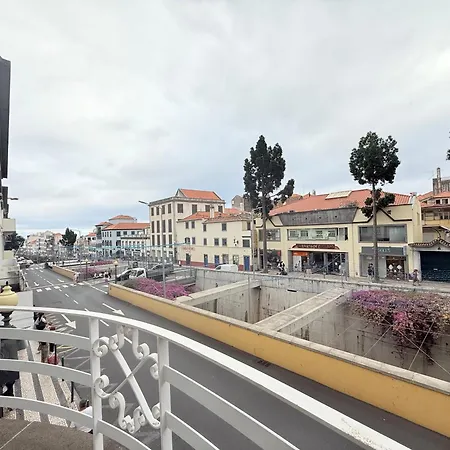 Gold Center 104 * Funchal (Madeira)